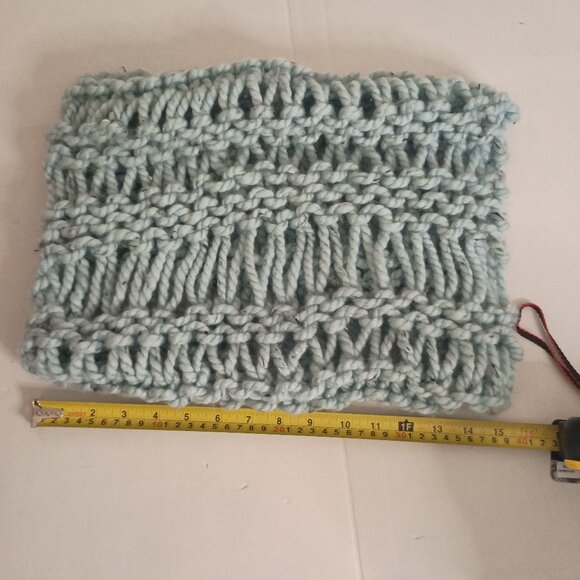 Handmade Crochet Green Blue Hat Infinity Scarf Set NWT - Picture 8 of 9